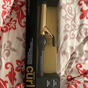Paul Mitchell 1.25” curling iron brand new